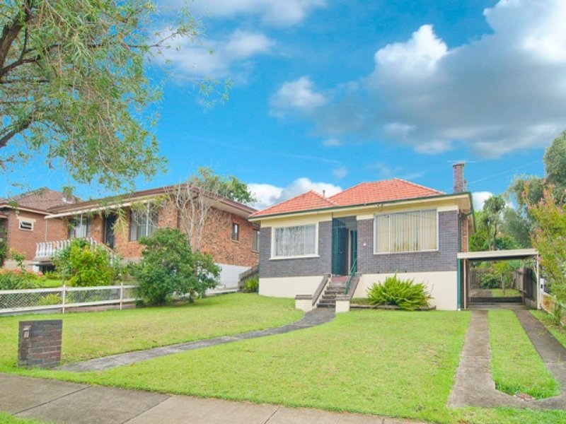 5 Gueudecourt Avenue, Earlwood, NSW 2206 - Property Details