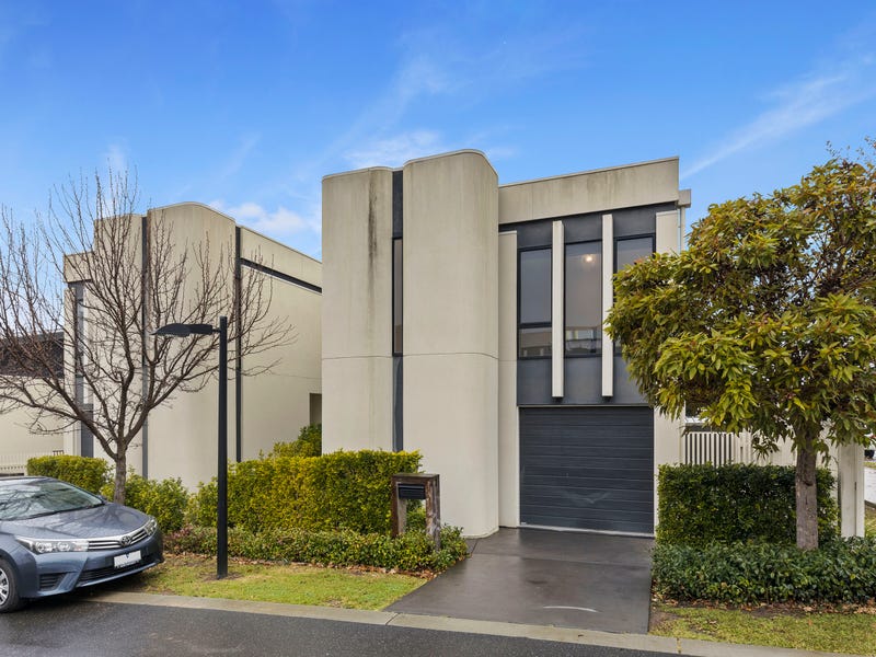 2 Edinburgh Circuit, Bundoora, VIC 3083