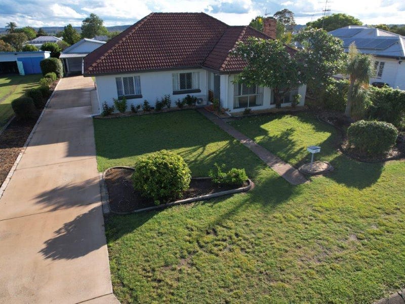 29 Jefferies Street, Murgon, QLD 4605