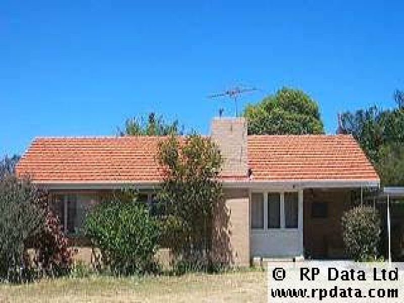 5 Place, Balga, WA 6061 Property Details