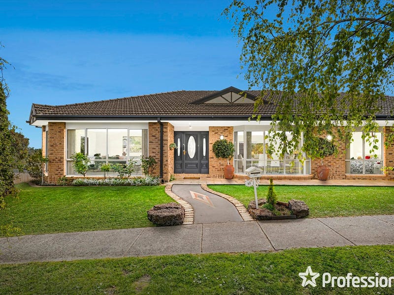 17 Neryl Court, Mooroolbark, Vic 3138 Property Details