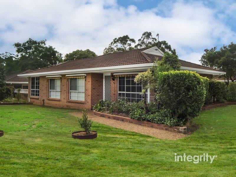 1/40 Lyndhurst Drive, Bomaderry, NSW 2541 Property Details