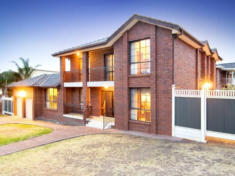 156 Templewood Cres, Avondale Heights, VIC 3034