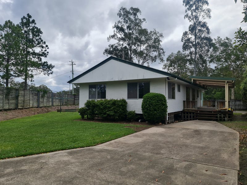 14 Beerwah Street, Landsborough, QLD 4550