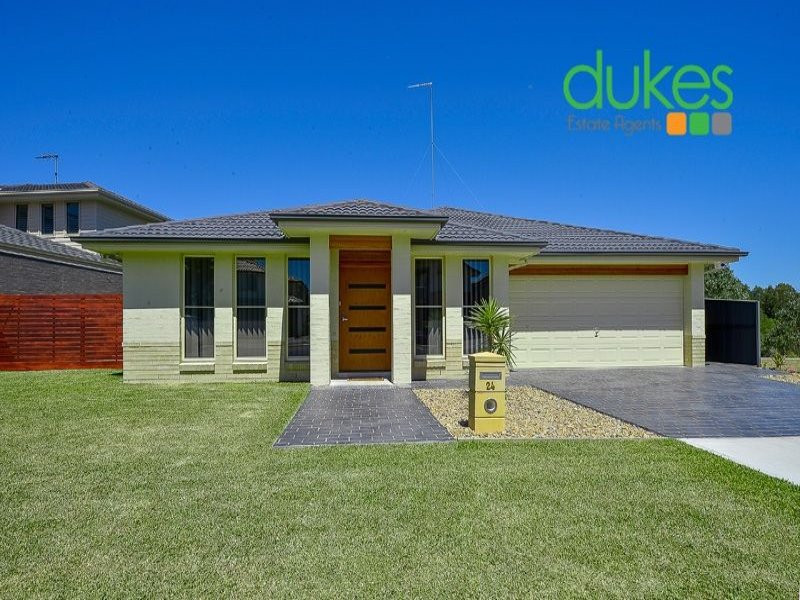 24 Townsend Cres, Ropes Crossing, NSW 2760
