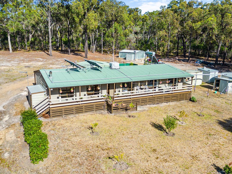 158 Lambrecht Road, Heyfield, VIC 3858