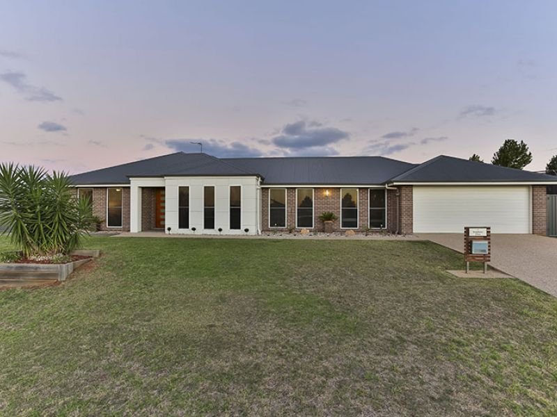 6 Kingfisher Drive, Highfields, Qld 4352 Property Details