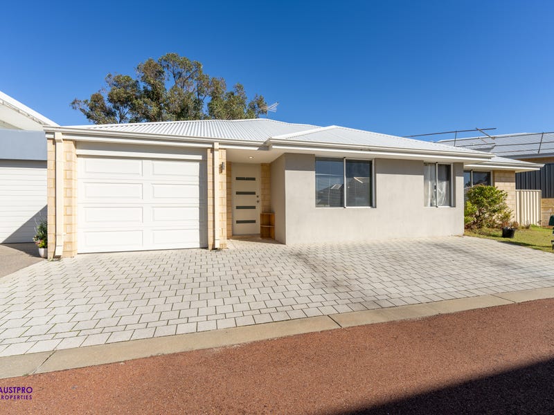 60 Leisure Way, Halls Head, WA 6210