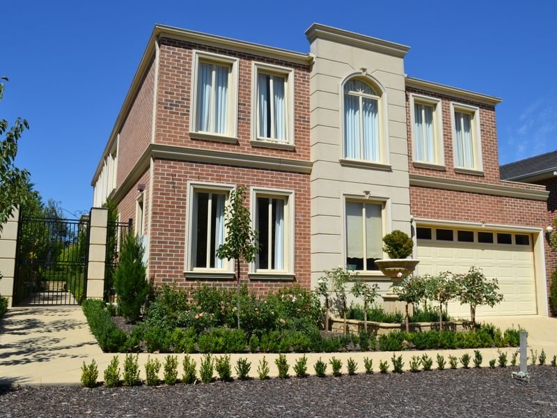 31 Bunker Cres, Glen Waverley, VIC 3150