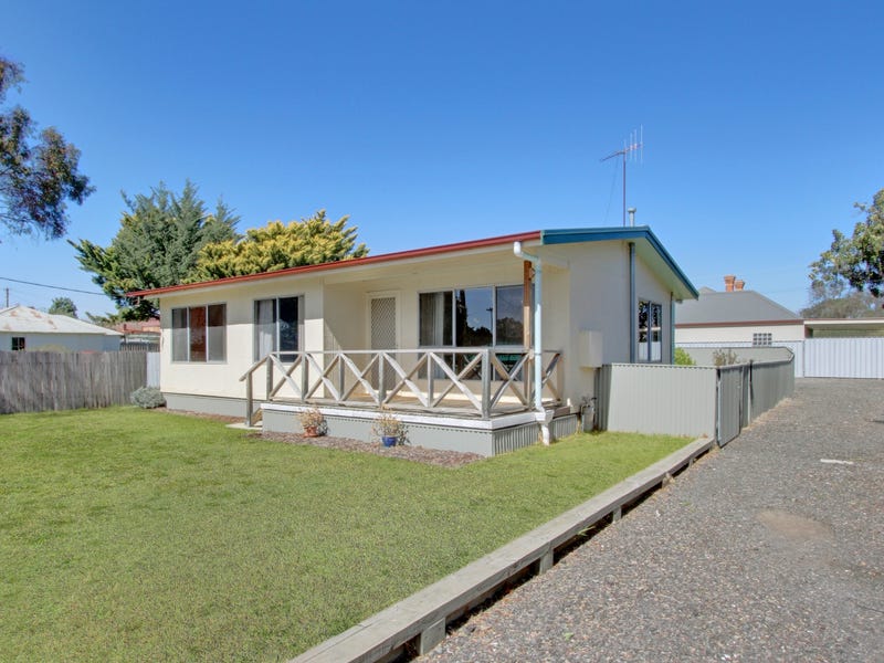 18 Fenwick Cres, Goulburn, NSW 2580