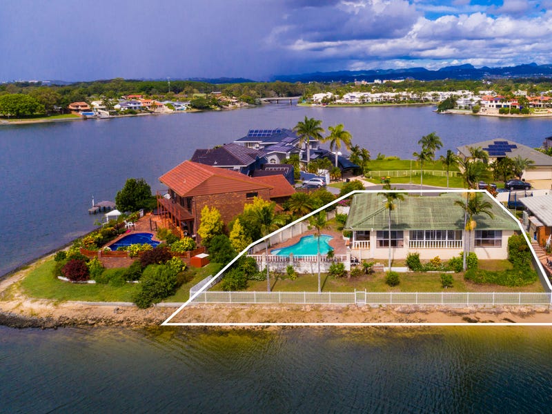 32 Pilot Court, Mermaid Waters, QLD