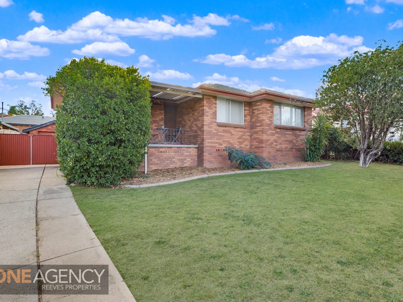 107 College Street, Cambridge Park, NSW 2747