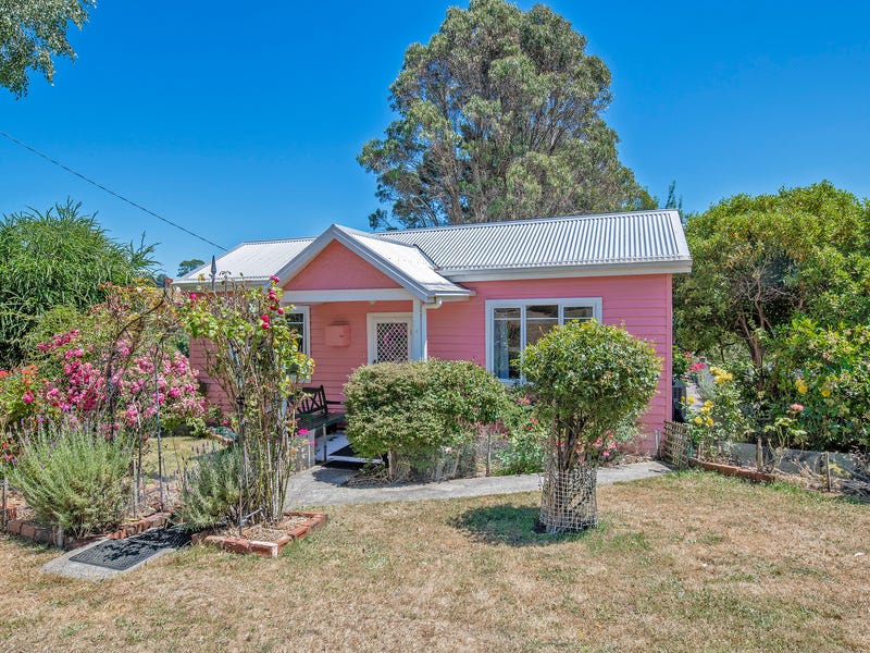 1300 Murchison Highway, Yolla, Tas 7325 Property Details