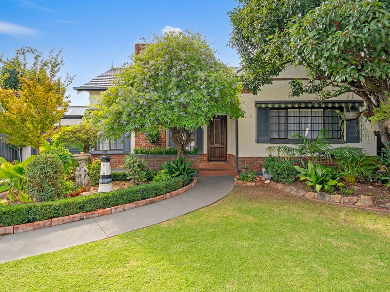 17 Harding Street, Glengowrie, SA 5044 Property Details