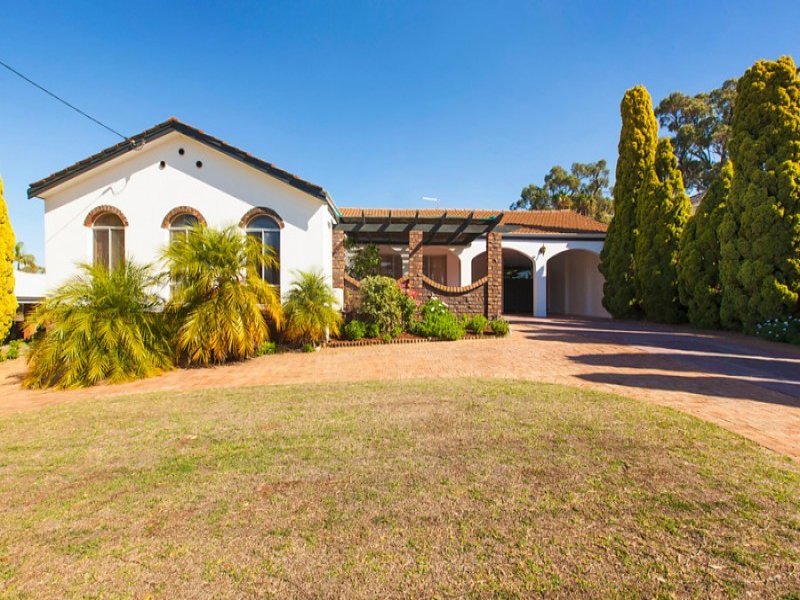 23 Clement Drive, Karrinyup, WA 6018 Property Details