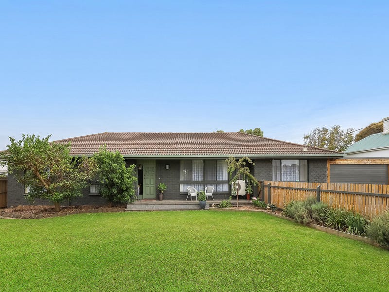 19 Mortlake Road, Warrnambool, Vic 3280 Property Details