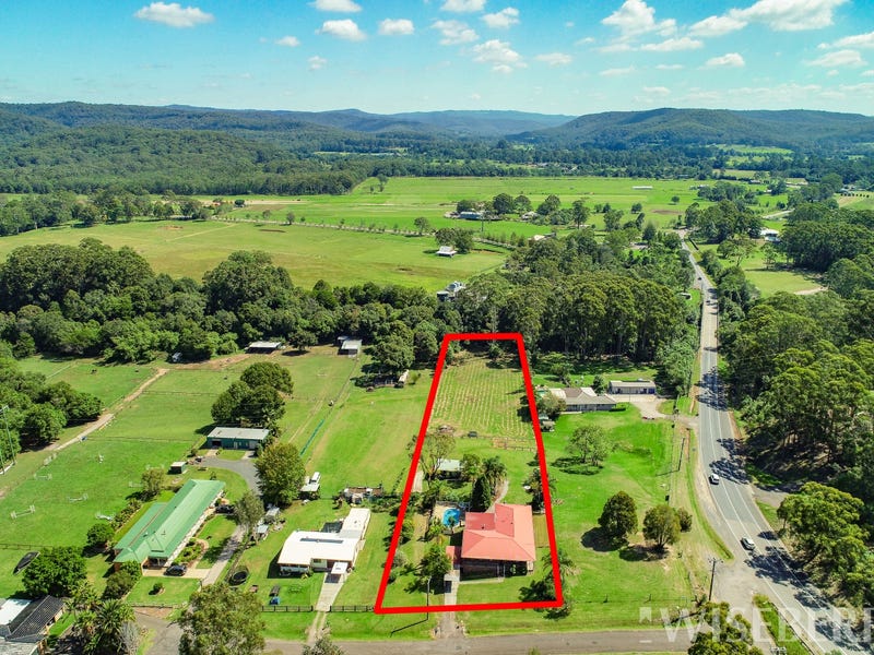 1 Rossmore Close, Alison, NSW 2259 Property Details