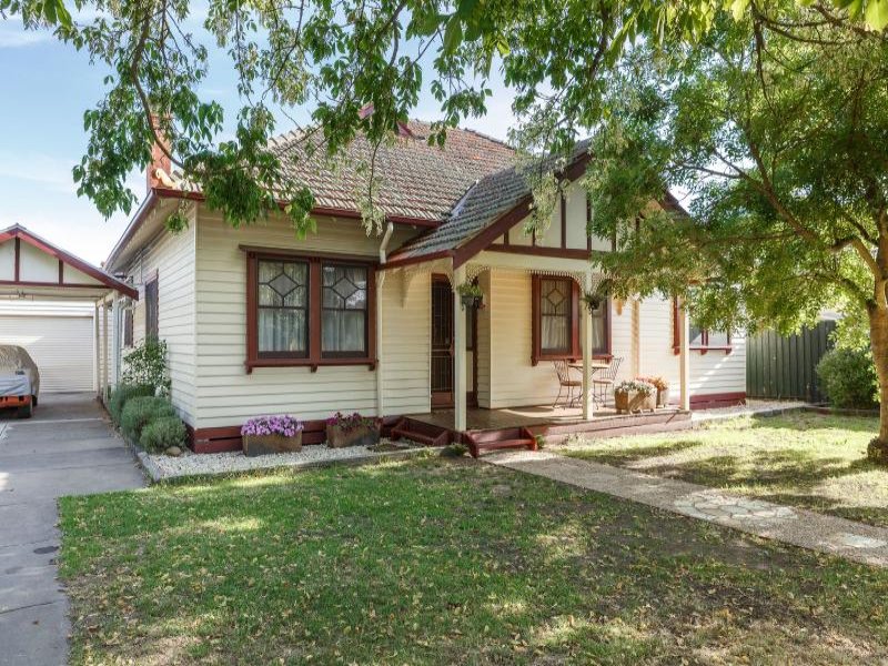 67 FITZROY Street, Sale, Vic 3850 Property Details