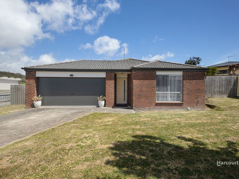 16 Berkshire Parade, Penguin, Tas 7316 House for Sale