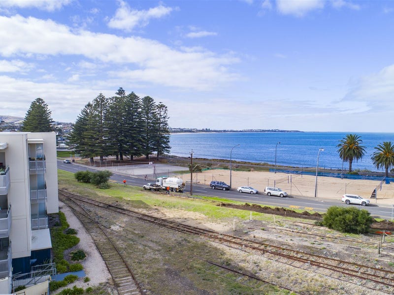 209/162 Hindmarsh Road, Victor Harbor, SA 5211 Apartment for Sale