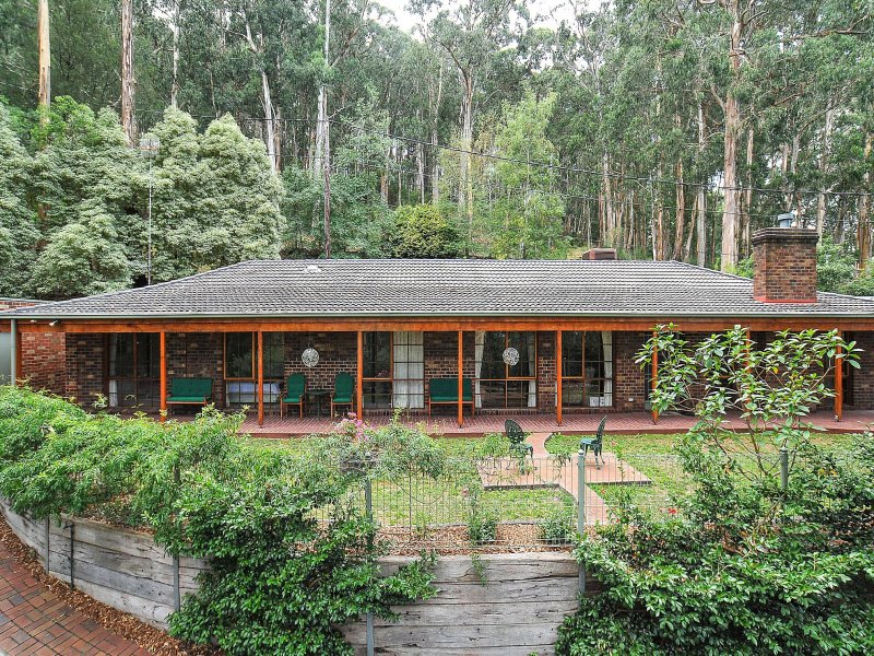 111 Mast Gully Road, Upwey, Vic 3158 Property Details