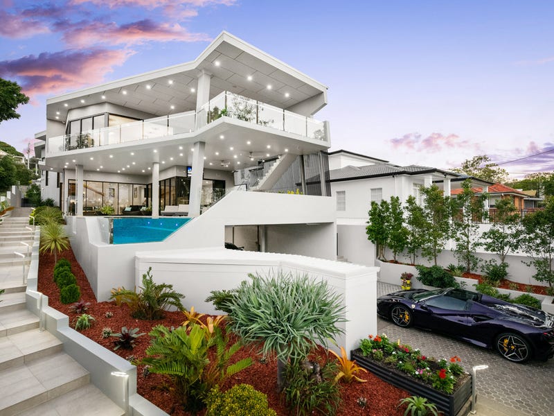 4 Bedroom Houses for Sale in Coorparoo, QLD 4151