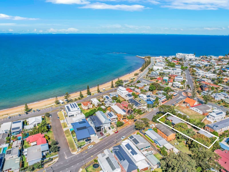 1, 2, 3 & 4/147 Prince Edward Parade, Scarborough, Qld 4020 Apartment