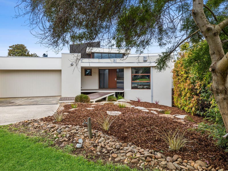 9 Empire Court, Torquay, Vic 3228 Property Details