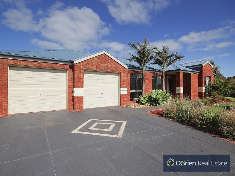 2 Willowbank Pkt, Pakenham, VIC 3810