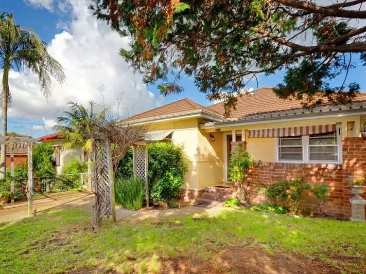 208 Forest Road, Gymea, NSW 2227