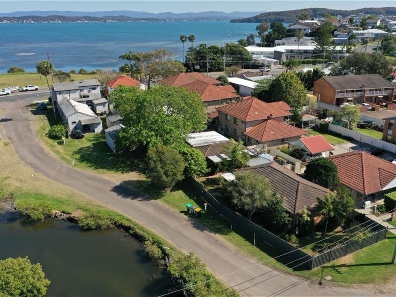 1 Capri Close, Belmont, NSW 2280 - House for Sale - realestate.com.au 1 Capri Close, Belmont, NSW 2280