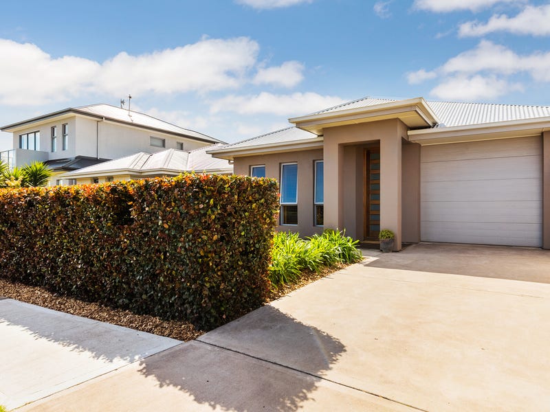 18 Raymond Avenue, Seaton, SA 5023