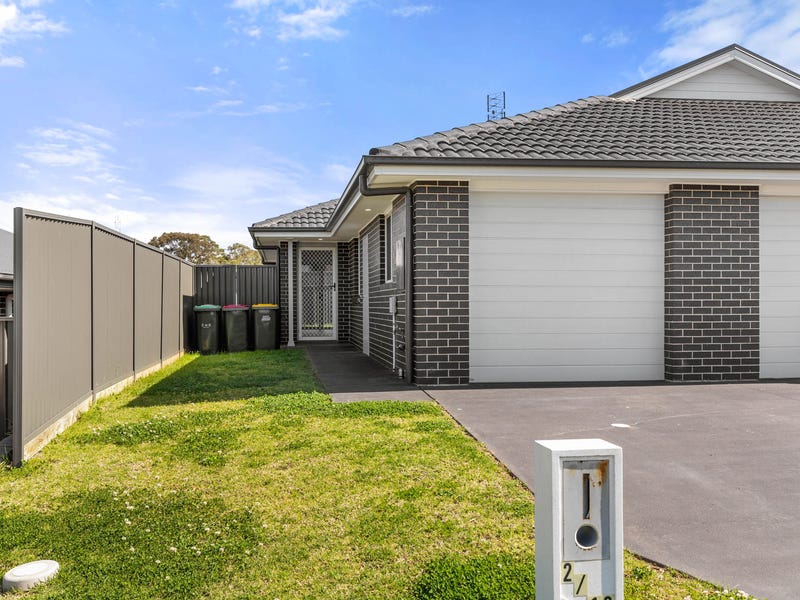 2/10 Dornoch Avenue, Heddon Greta, NSW 2321