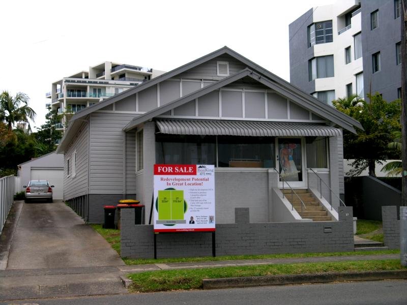 27 Bourke Street, North Wollongong, NSW 2500