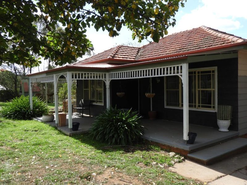 77 MacArthur Street, Taralga, NSW 2580 Property Details