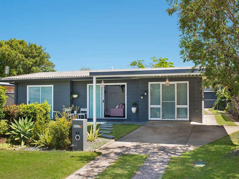 44 Theresa Street, Golden Beach, QLD 4551