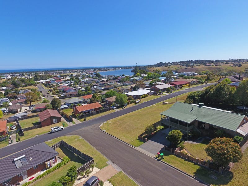 1 Hillcrest Rise, Lakes Entrance, Vic 3909 Residential Land for Sale