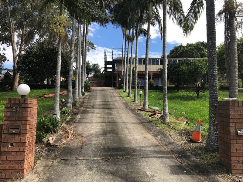 2/24 Emerald Heights Drive, Emerald Beach, NSW 2456