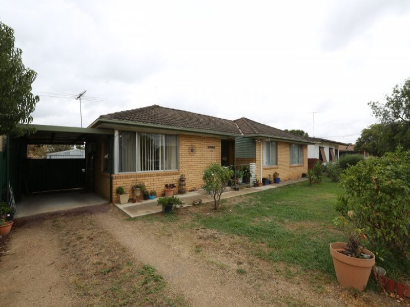 24 Wenke Street, Walla Walla, NSW 2659