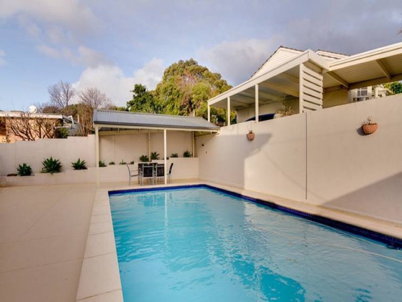 10 Bayview Cres, Beaumont, SA 5066