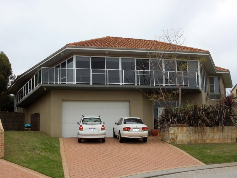 7 Celia Place, Coogee, WA 6166 Property Details