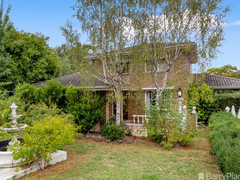 32 Kingswood Drive, Chirnside Park, VIC 3116