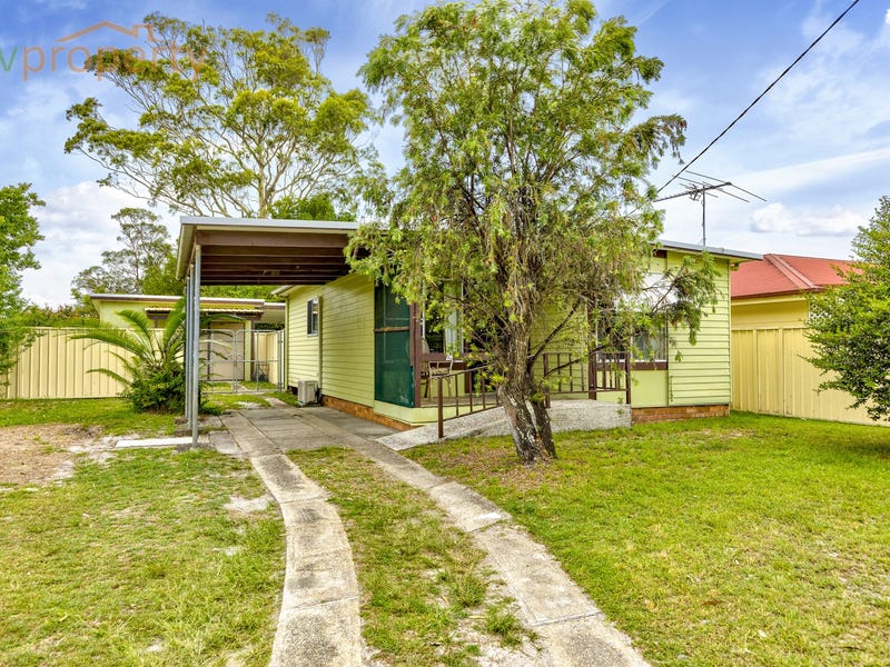 24 Third Avenue, Stuarts Point, NSW 2441