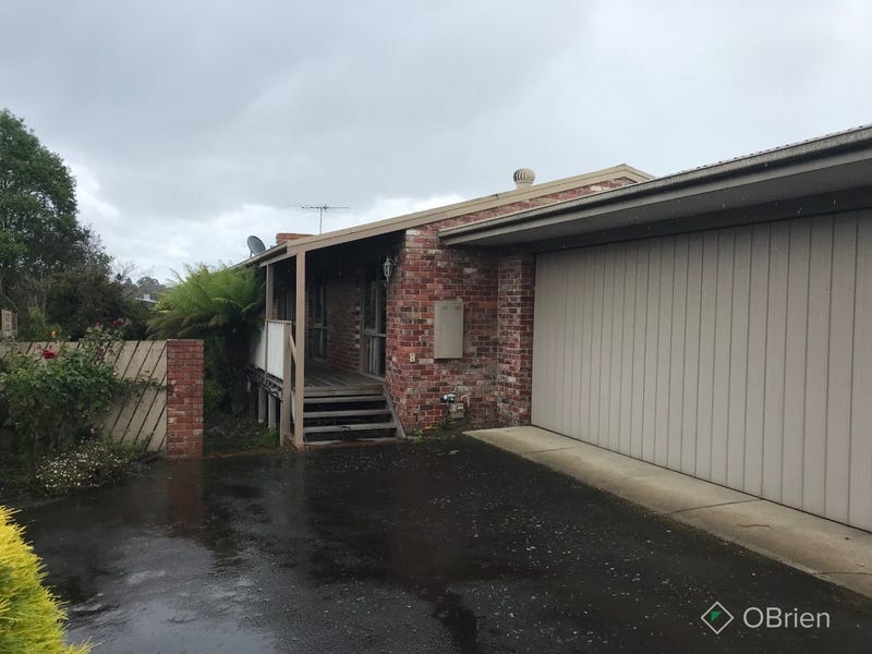 24 Green Acres Court, Langwarrin, VIC 3910