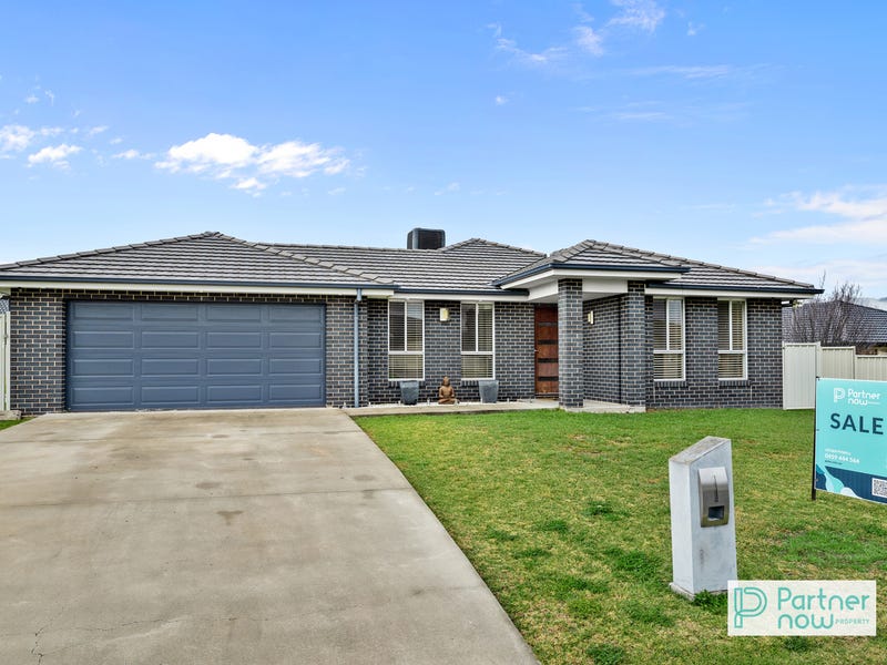19 Garden Street, Kootingal, NSW 2352 House for Sale
