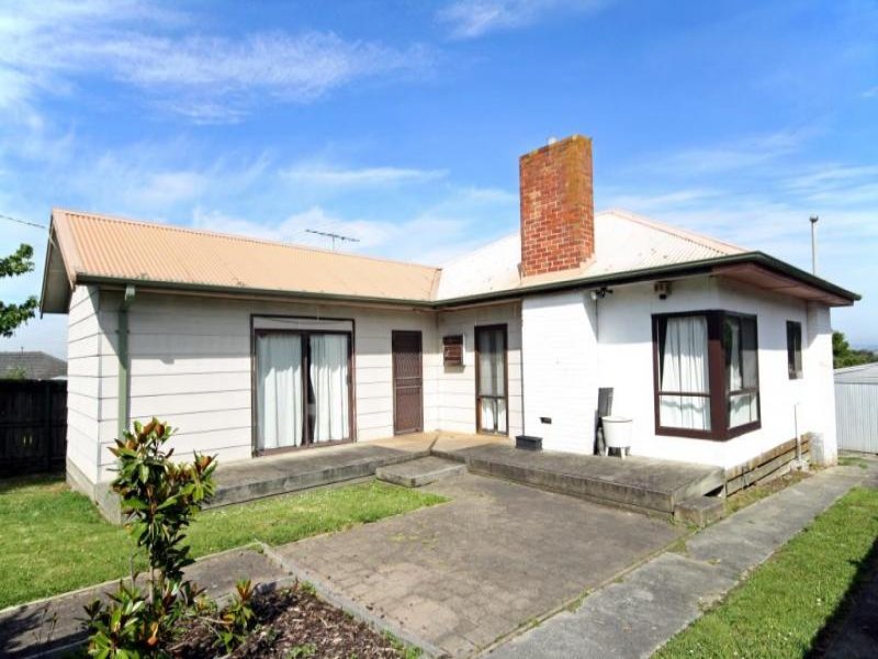 11 Cynthia Street, Morwell, VIC 3840