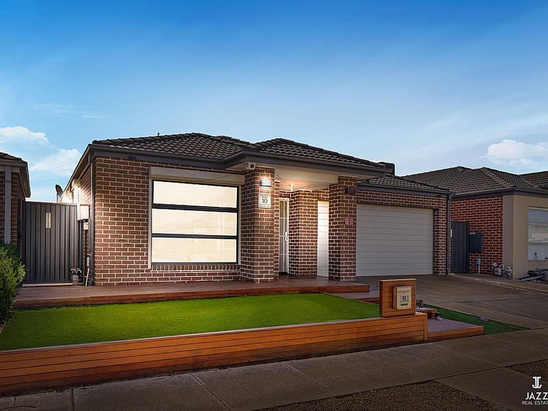 10 Federal Drive, Wyndham Vale, VIC 3024 - realestate.com.au