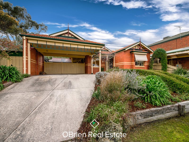 46 Allunga Parade, Berwick, Vic 3806 Property Details