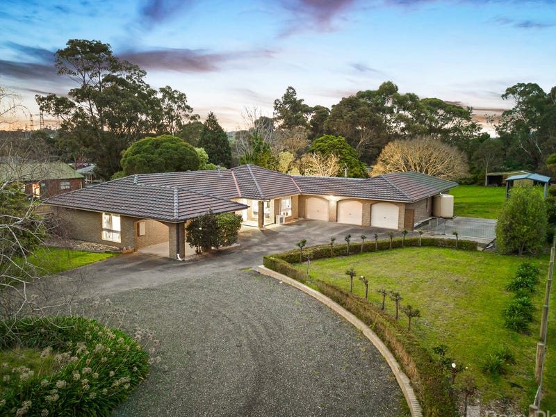 253 Belgravehallam Road, Narre Warren North, VIC 3804