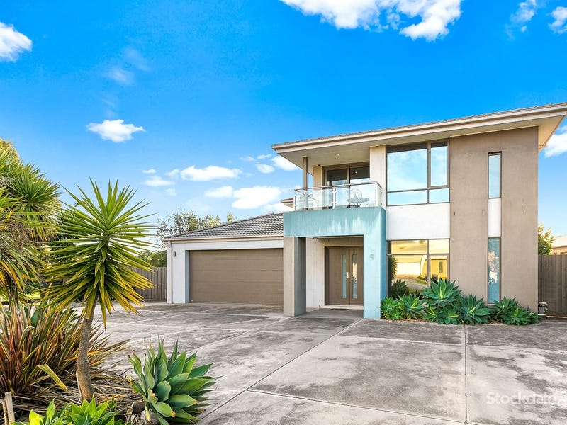 8 Casey Court, Pakenham, Vic 3810 Property Details